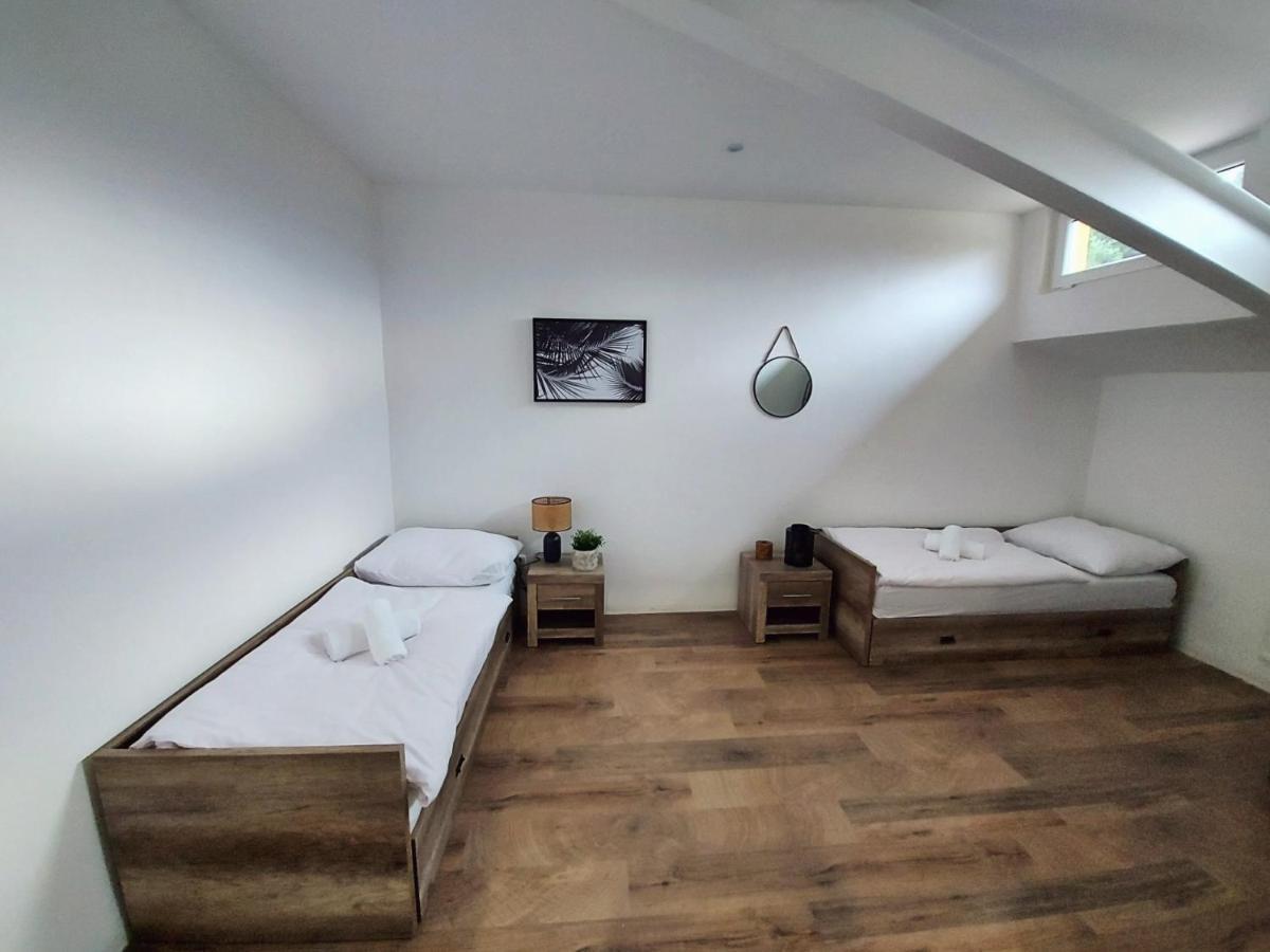 Chill N Grill Apartment Есеник Экстерьер фото